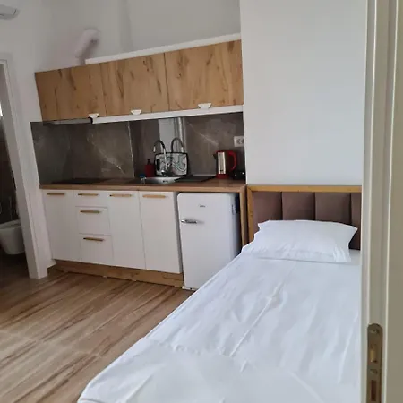 Laska Apartament Saranda